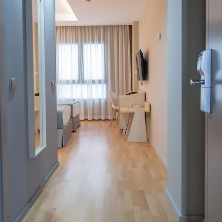 Hotel Olympia Valencia 4*