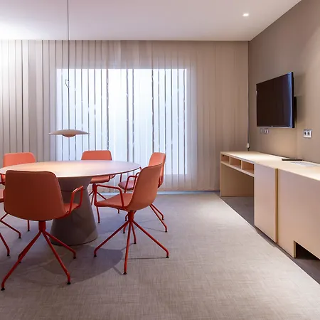 Olympia Valencia Hotel 4*