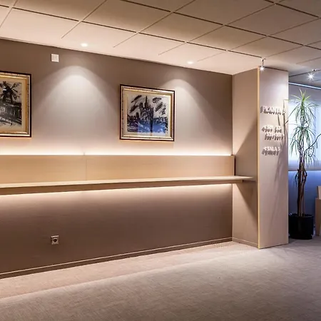 Olympia Valencia Otel 4*