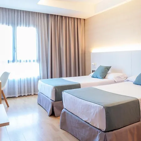 Olympia Valencia Отель 4*
