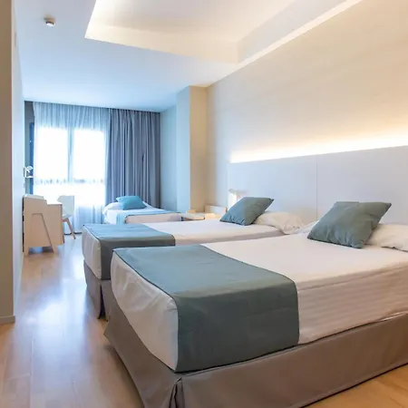 Olympia Valencia Отель 4*