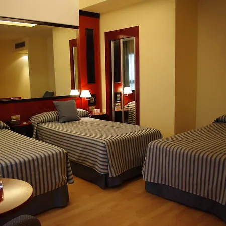 Отель Olympia Valencia 4*